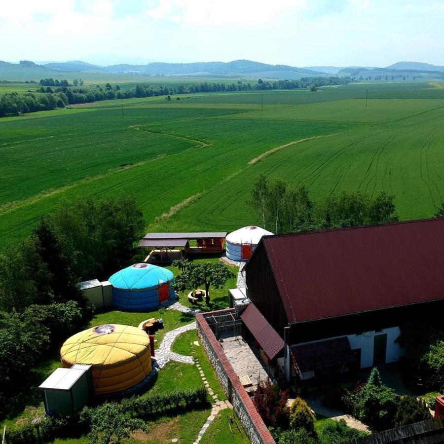 Caloroczne Jurty Mongolskie - "Domy Slonca" Klodzko Exterior photo